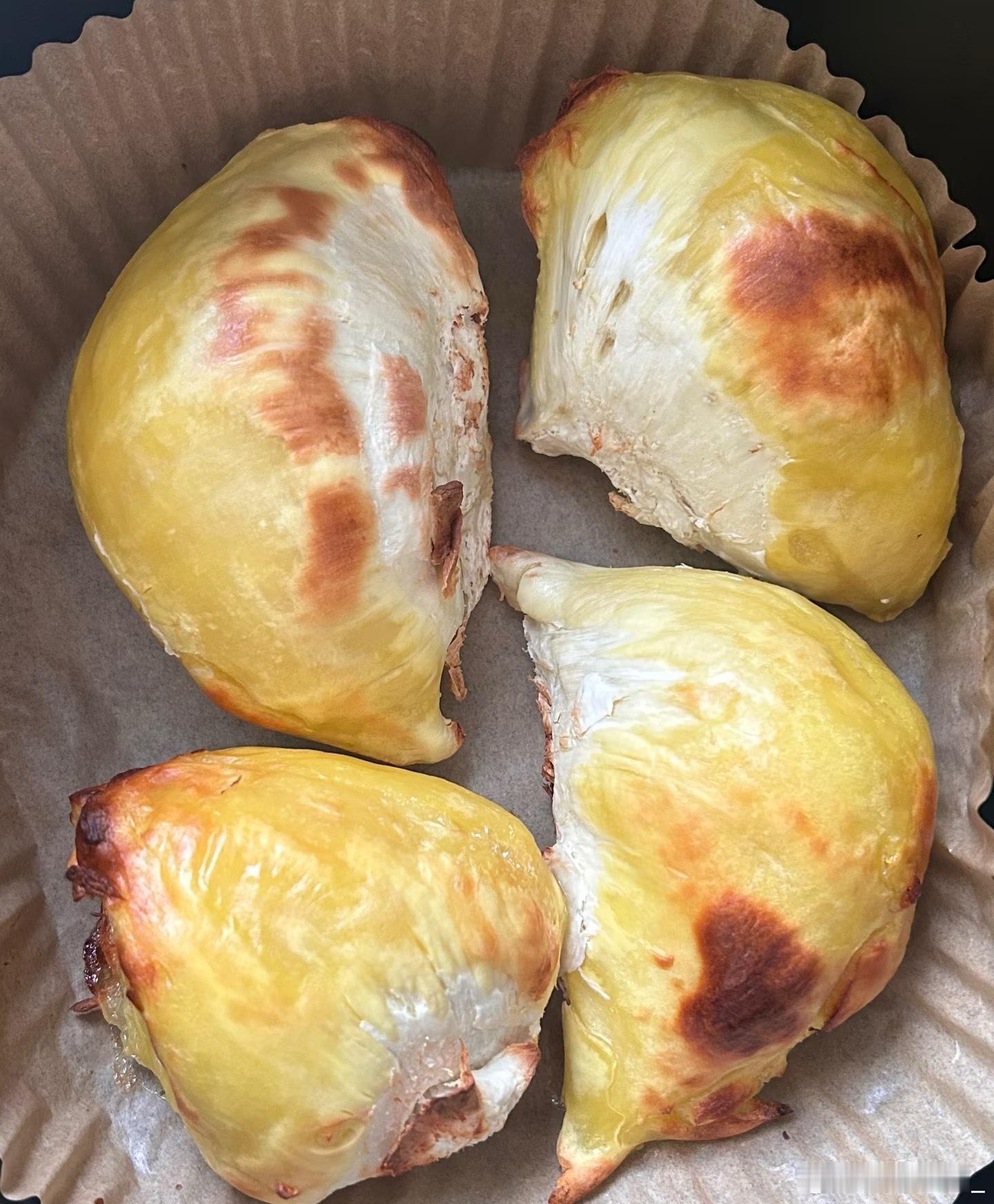 第一批做烤水果的人吃商极高 吃过烤榴莲的才能称之为老吃家 ​​​