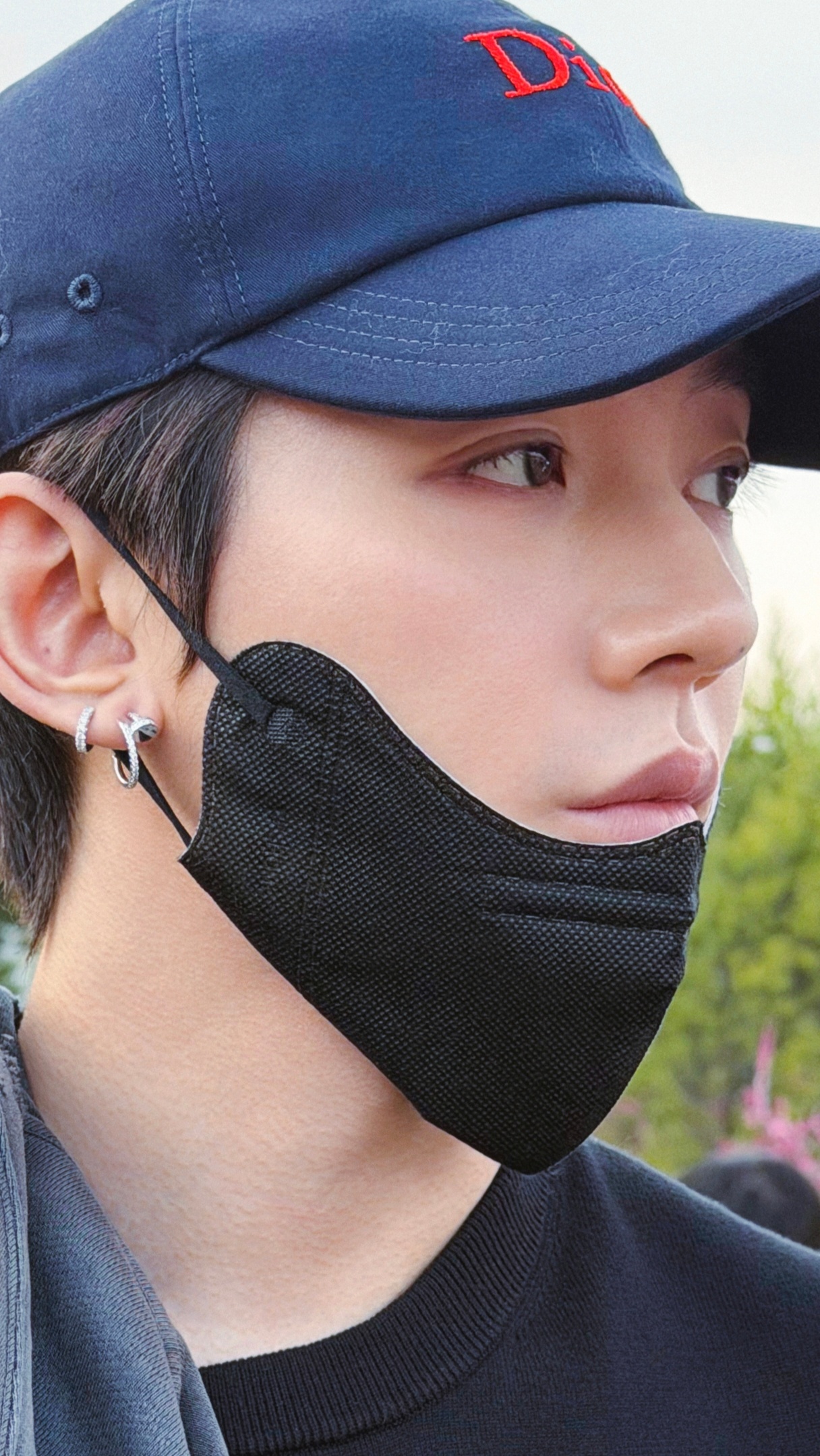 谁懂 哥哥的婴儿直睫毛有多好看！ 