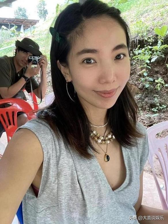 张婉婷可不是普通女人，她曾经是高云翔和梅婷的经纪人，所以娱乐圈的事她门清。

宋