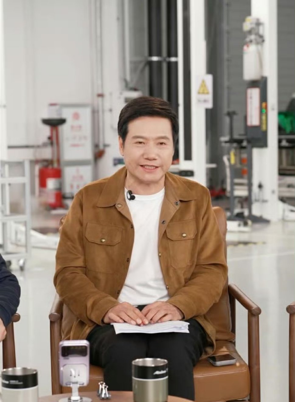 雷总这话实在，骂声虽刺耳，却也侧面印证了小米的关注度。不过流量虽好，可别被带偏了