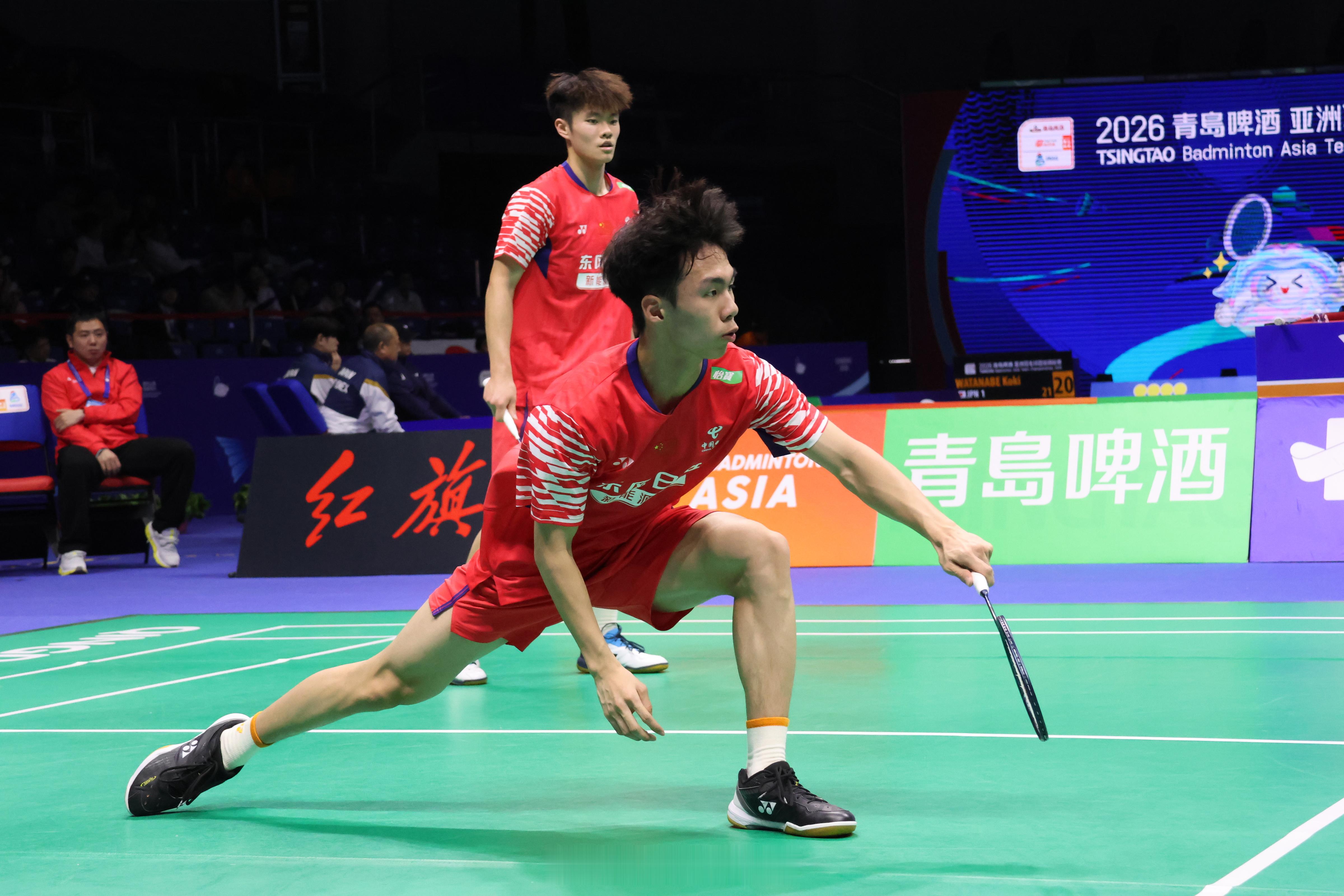 国羽男团5比0胜中国澳门队首战告捷，后天晚上对垒泰国队世说新羽