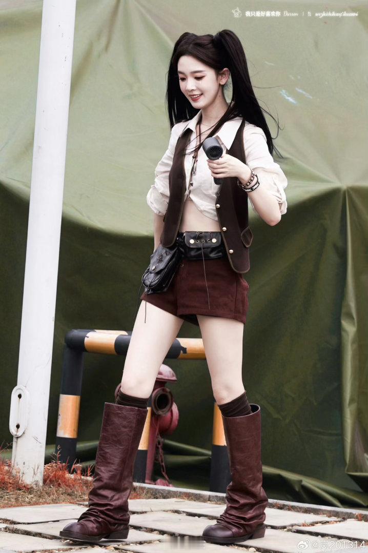 霍元甲团原地出道霍元甲团舞台高光时刻来袭，利落气场搭配超强实力，每一位姐姐状态在