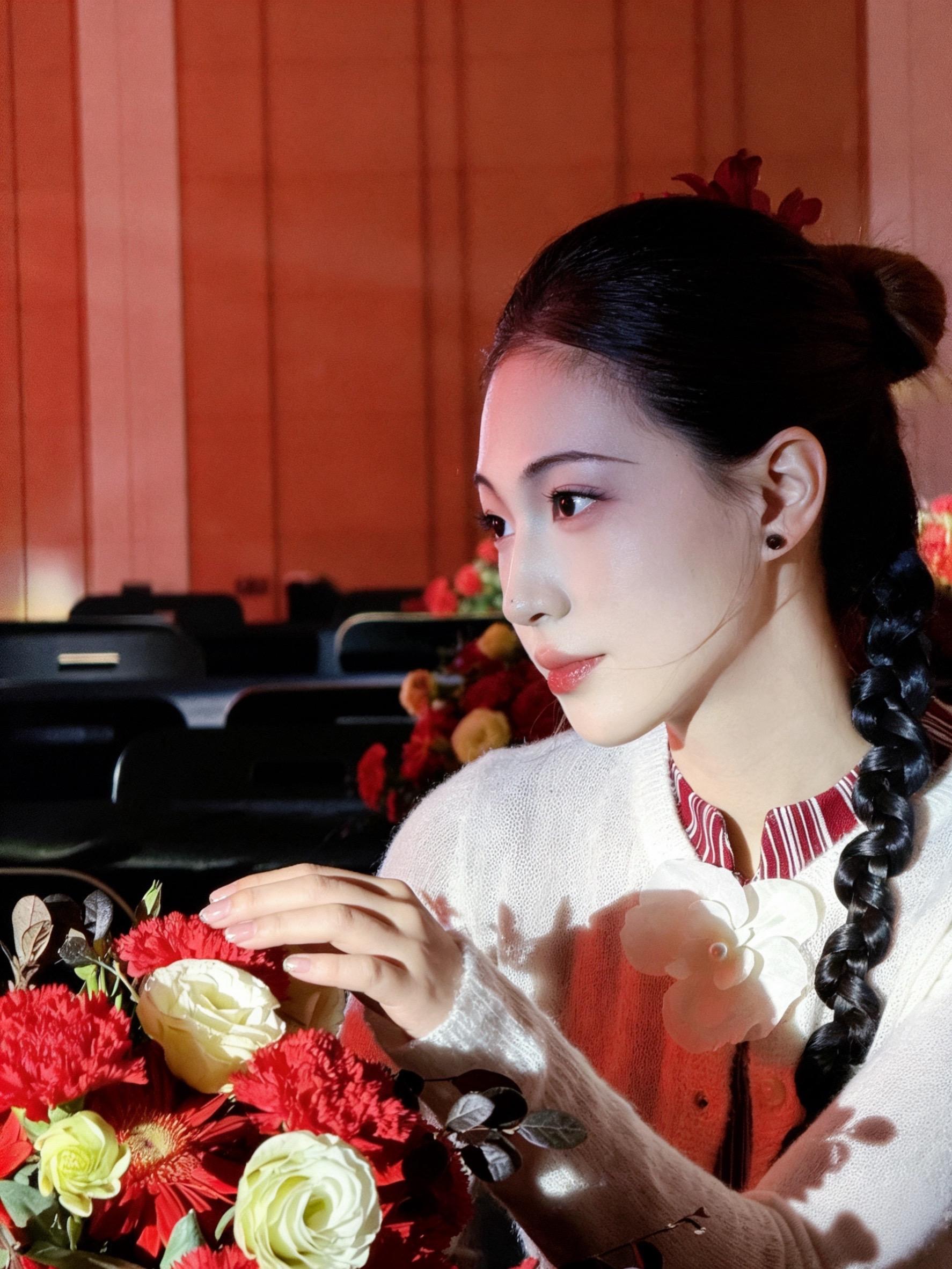 从小到大，我的家人和朋友都很爱我，所以我在爱的环境里逐渐变成了一个非常...