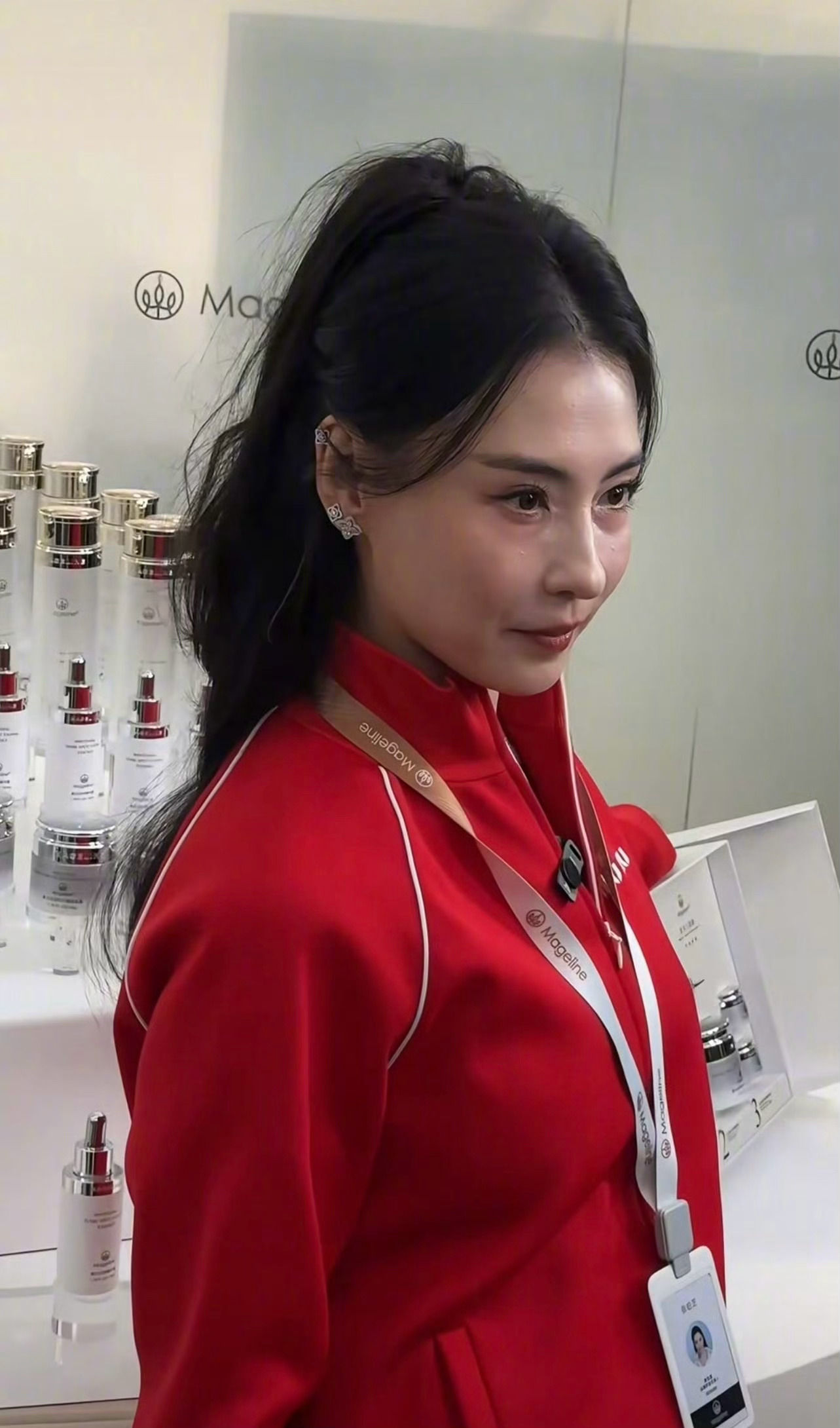 今年44岁的张柏芝，这生图状态怎么样？