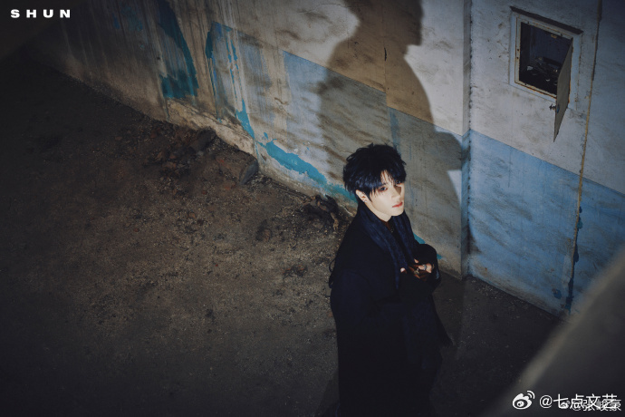 张峻豪油门踩起舞台见 少年自带光芒，无论何时都耀眼夺目，对舞台充满热忱，对音乐保