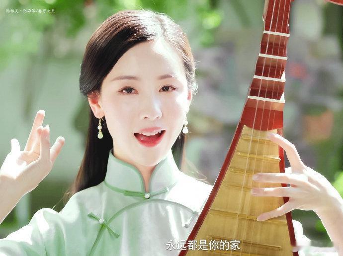 陈都灵在民国赛道表现出色，令人赞叹不已[爱慕][爱慕][爱慕]天选民国人陈都灵超