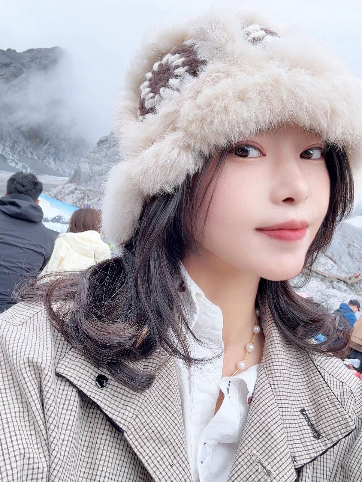 登顶成功 快乐旅行