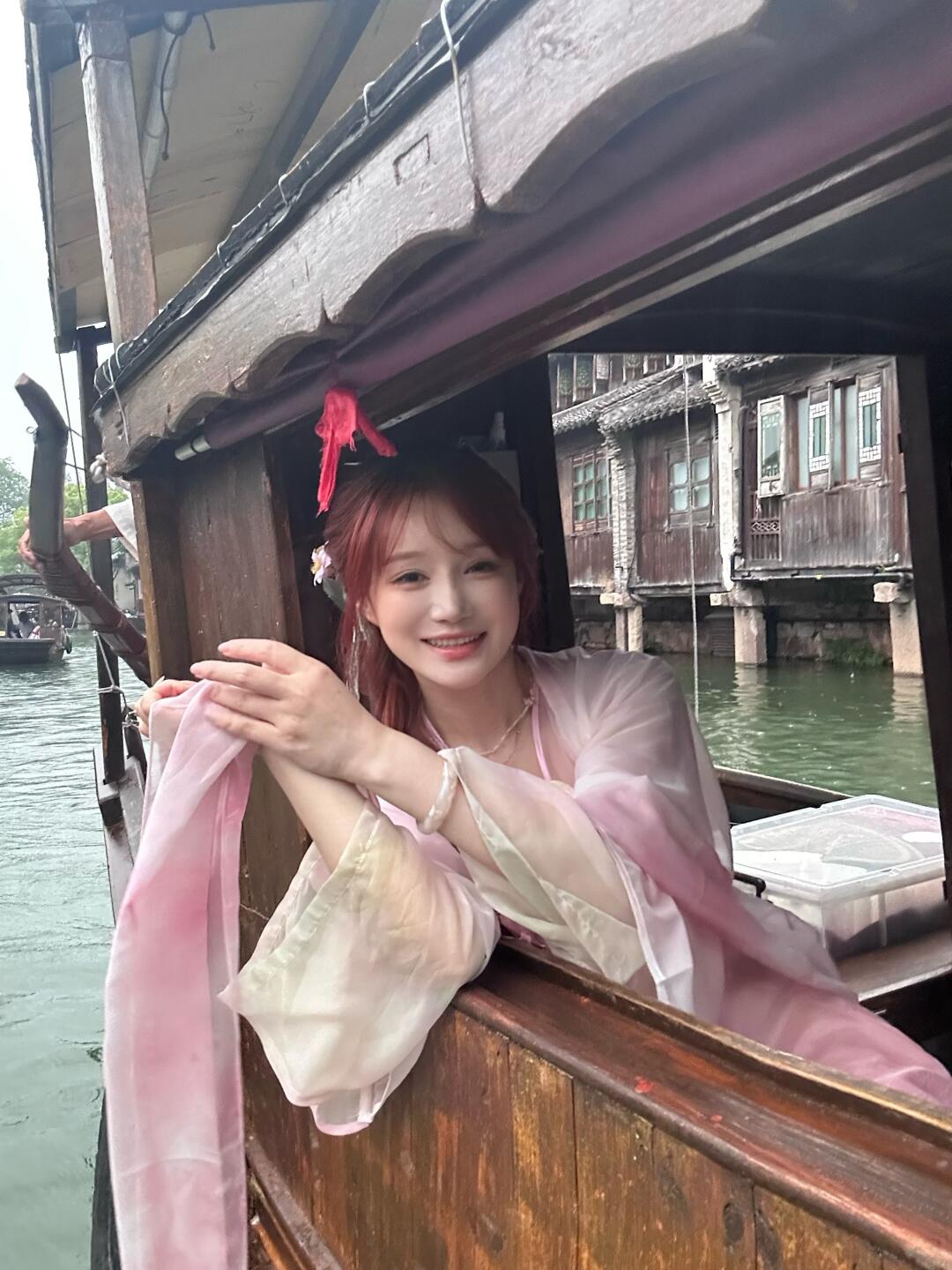 穿越啦 突然想在这种地方看古偶
