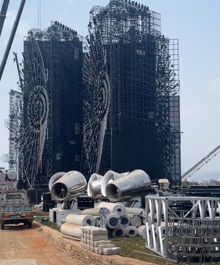 我觉得，这一次对华晨宇来说，虽然损失很大但是现在的情况属于及时止损吧。毕竟一旦后