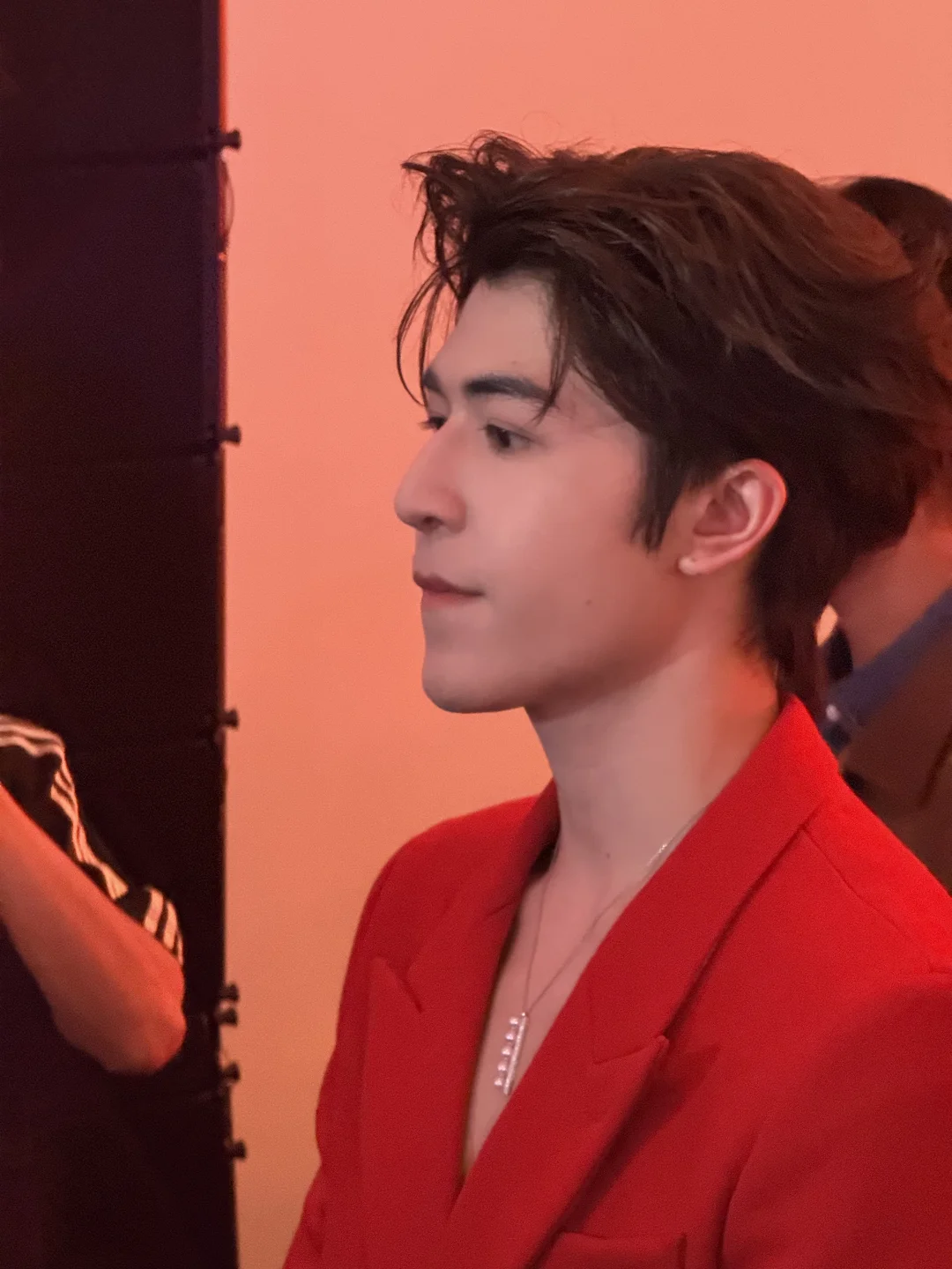 你比红色更热烈