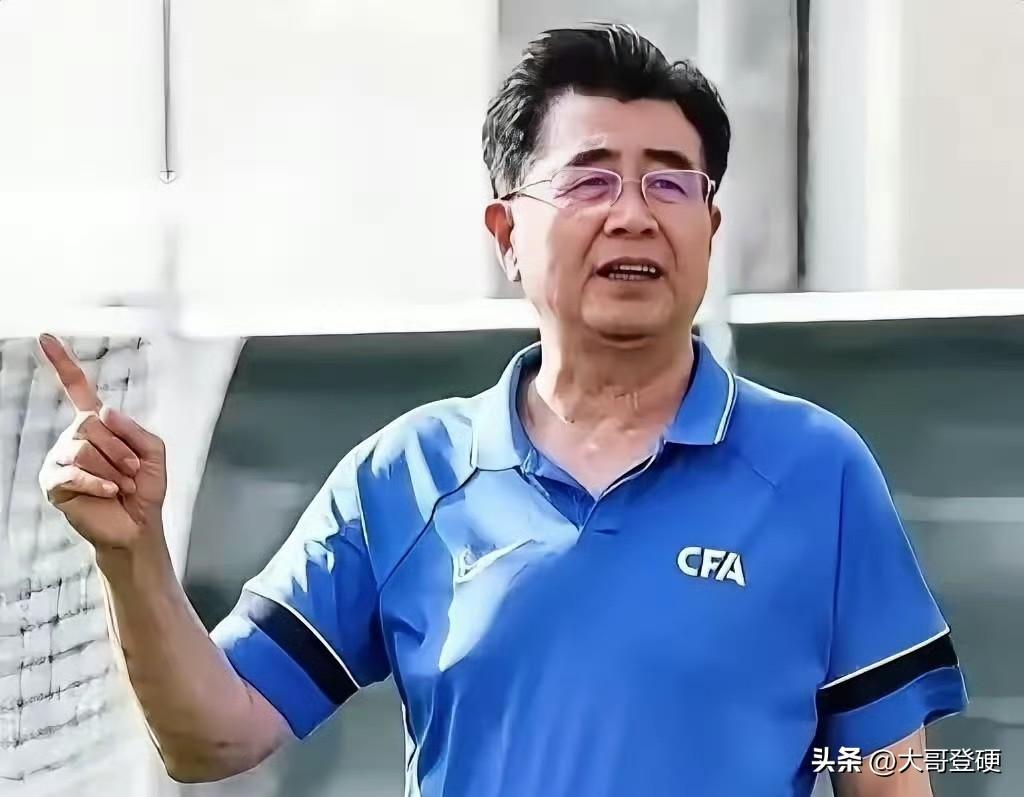 足协主席宋凯致老国脚的这封公开信，信中这五个关键点，又打脸了网红青训[奋斗]
