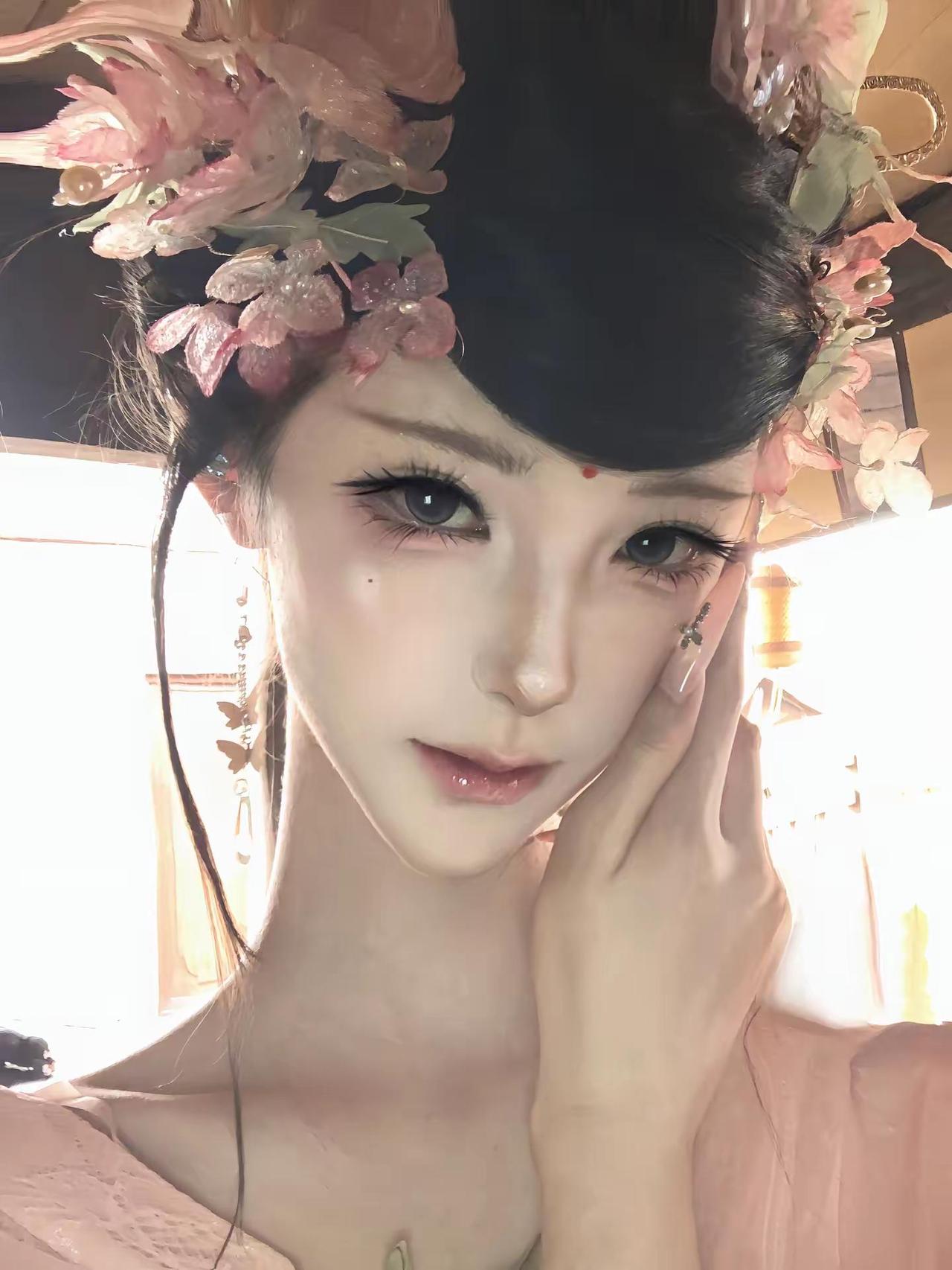 美人赠我金错刀。