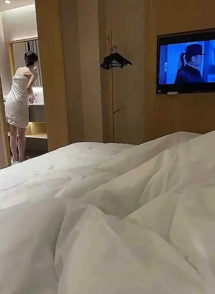 这也太快了吧？一进一出15分钟。


哎，一言难尽啊～～～～～～


房间既然开