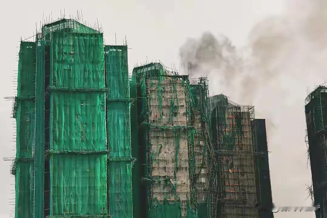 太痛心了！据11月28日香港消防处通报，大埔宏福苑火灾已造成94人遇难。11月2