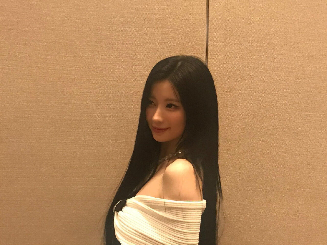 最近把𝗔𝘀𝗮加入心头好中媚系女爱豆 