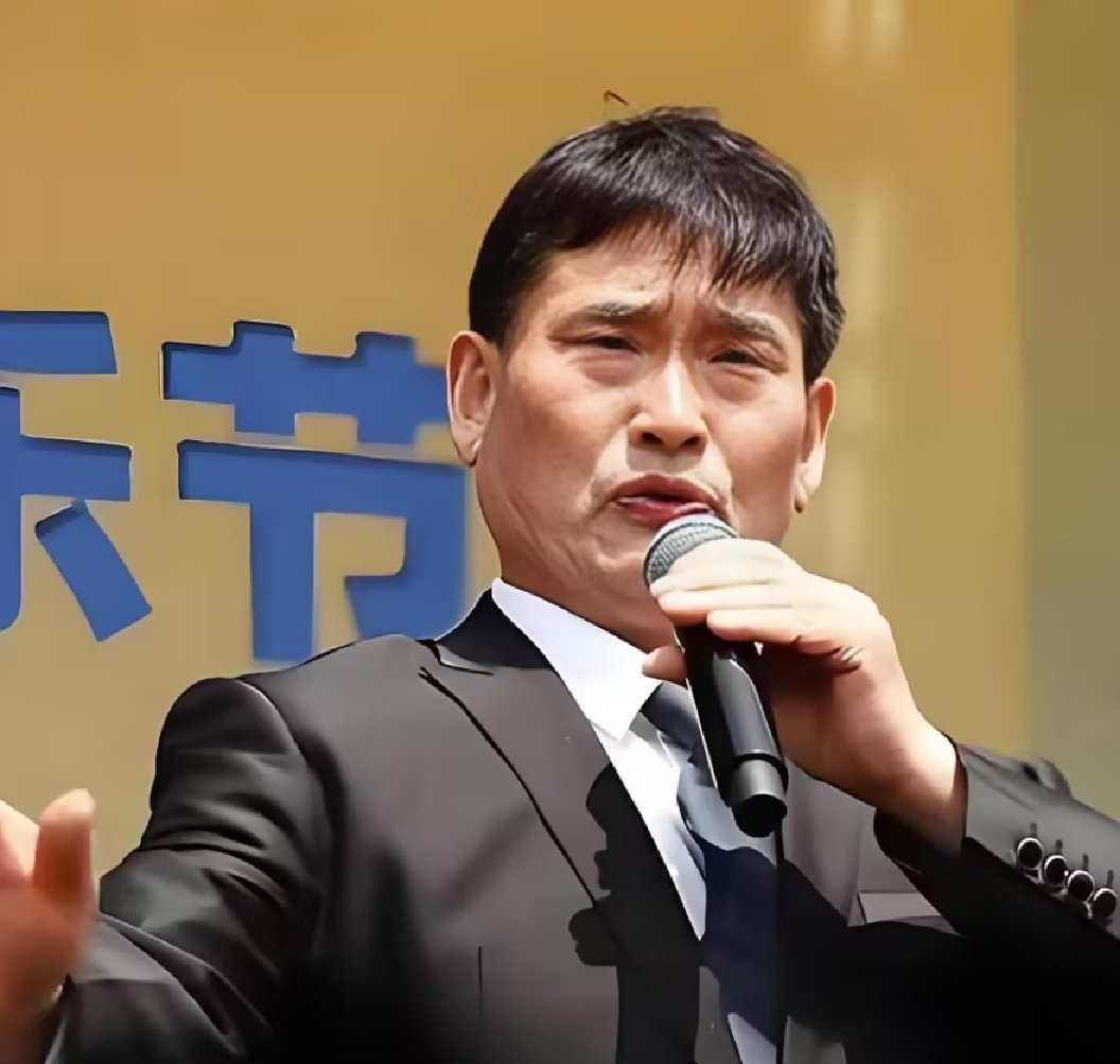 2026大衣哥意外翻红！不开账号不带货不圈钱，为什么越来越多的人喜欢他？ 