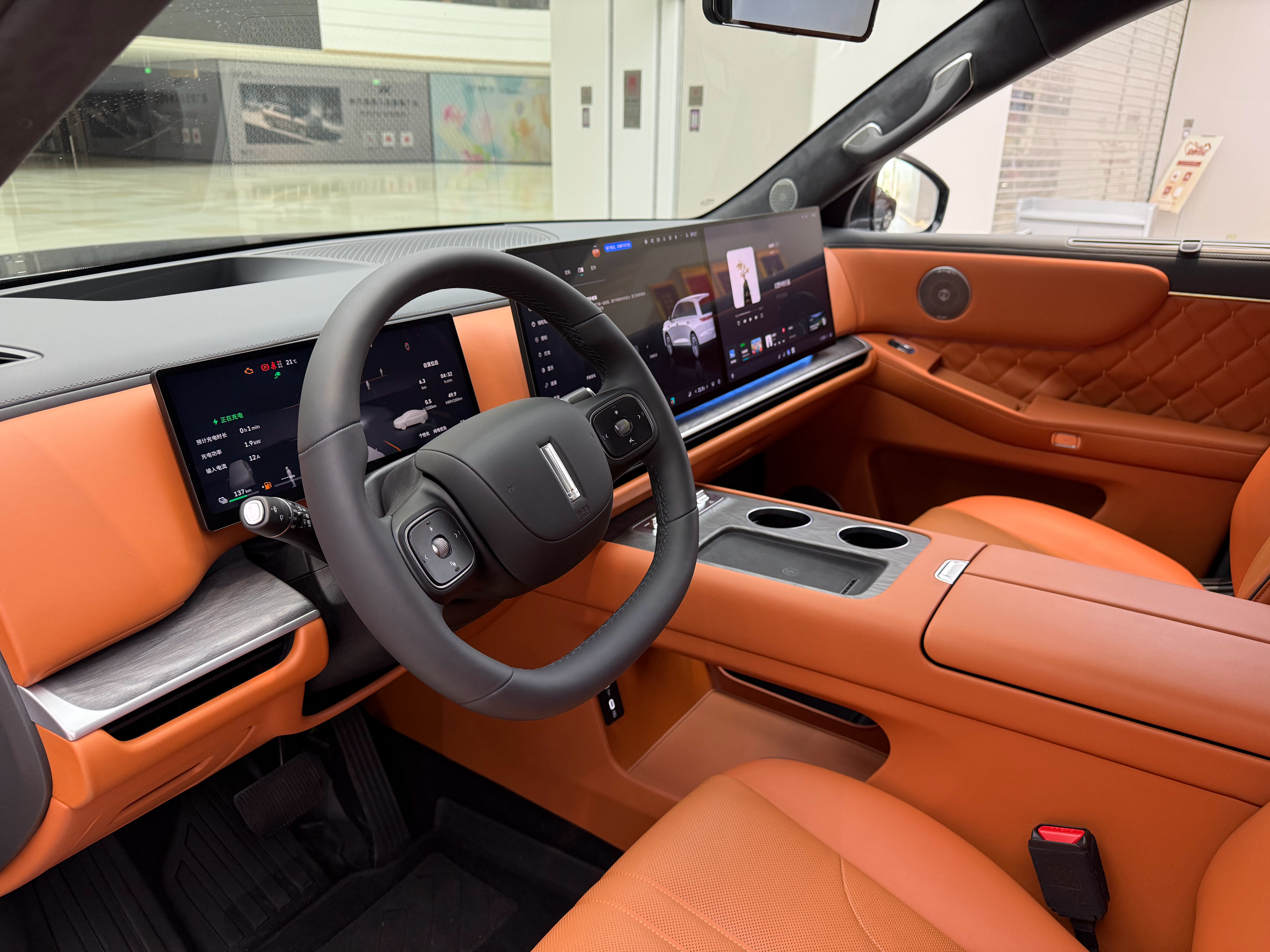 魏牌爱情广场直营，欢迎各位现场品鉴V9X魏牌v9x长城汽车我与汽车的日常