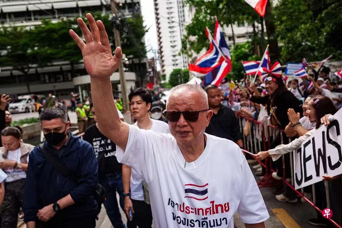 阿努廷麻烦来了！泰国老牌街头政治玩家再度出手~~

泰国他信家族和“红衫军”的死