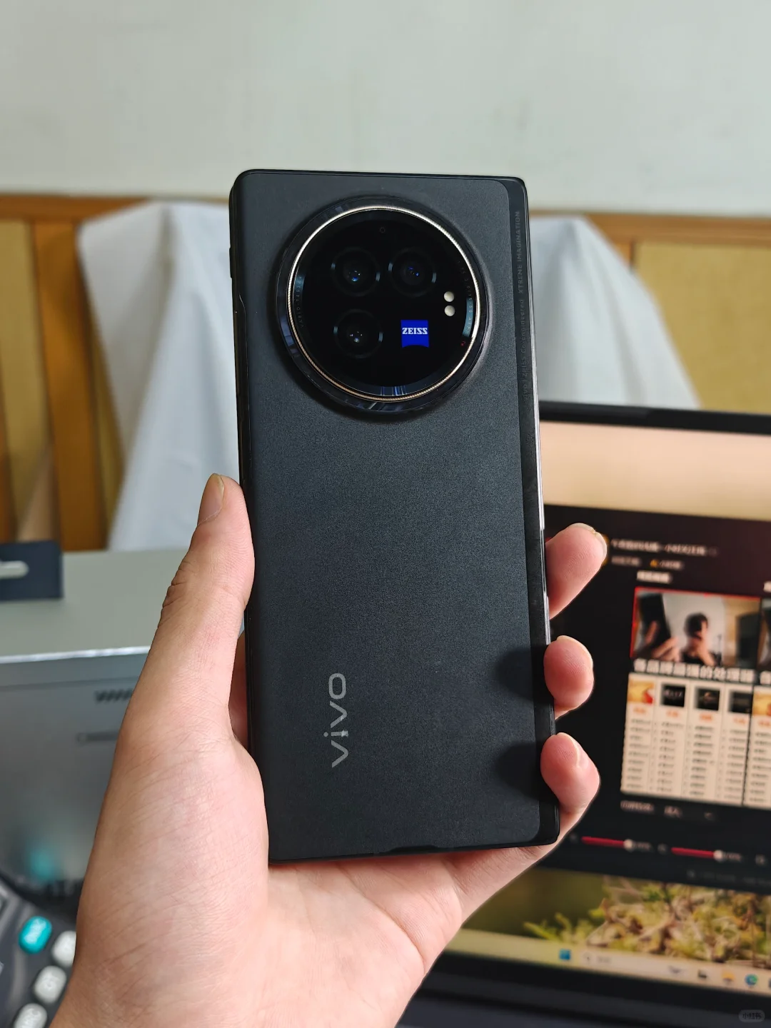 vivoXfold3的实力被大家低估了很多， 当初忍住不买的人估计肠子...