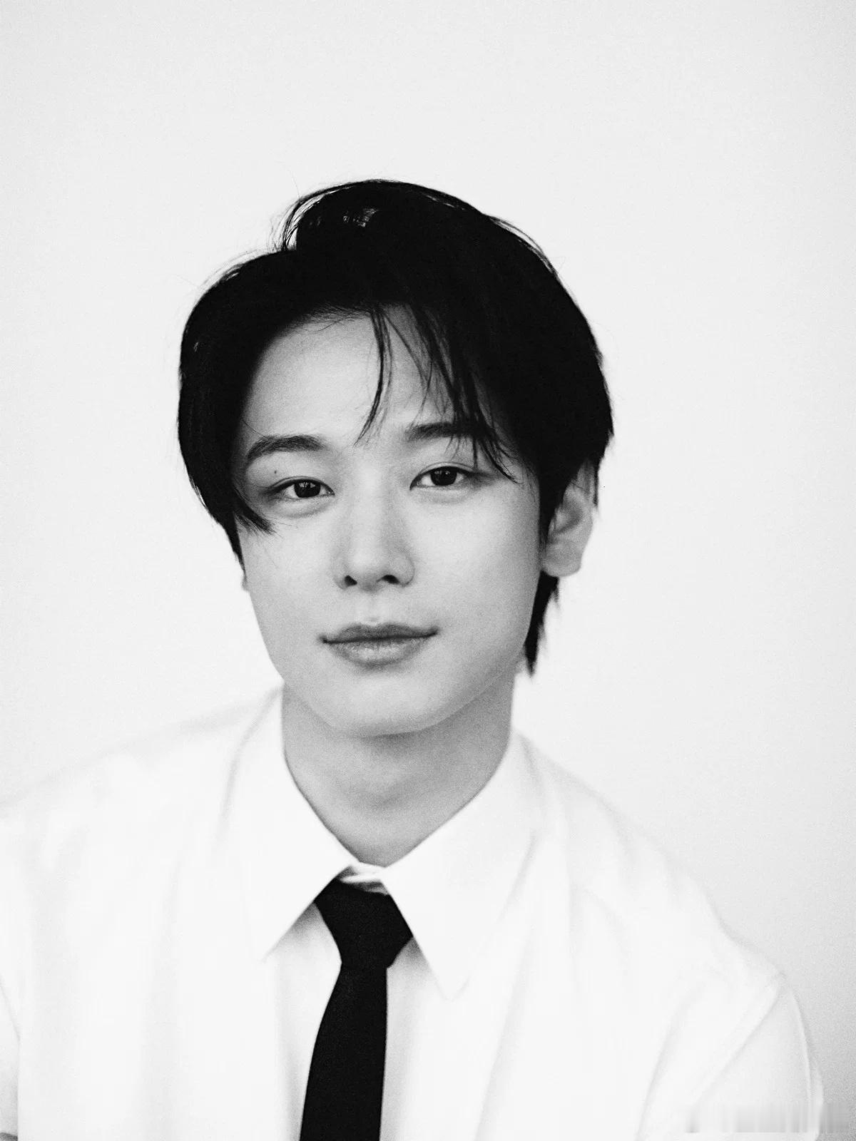THEBOYZ成员转型演员THEBOYZ多名成员转型演员  李柱延好像日本男演员