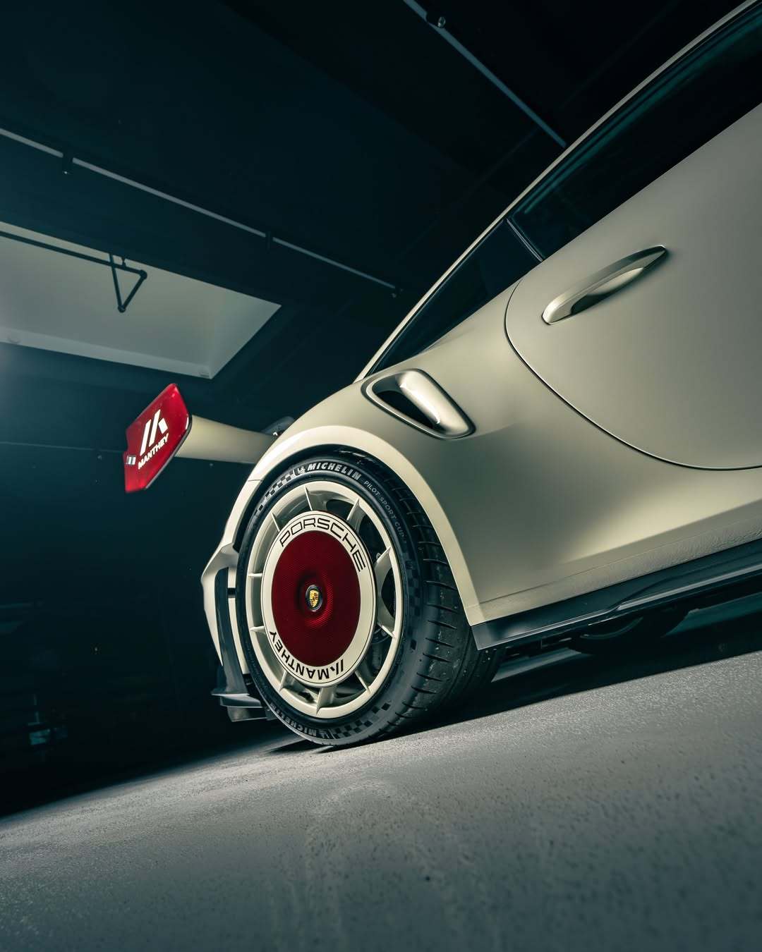 保时捷 Porsche 992 GT3 RS Manthey Racing，这配