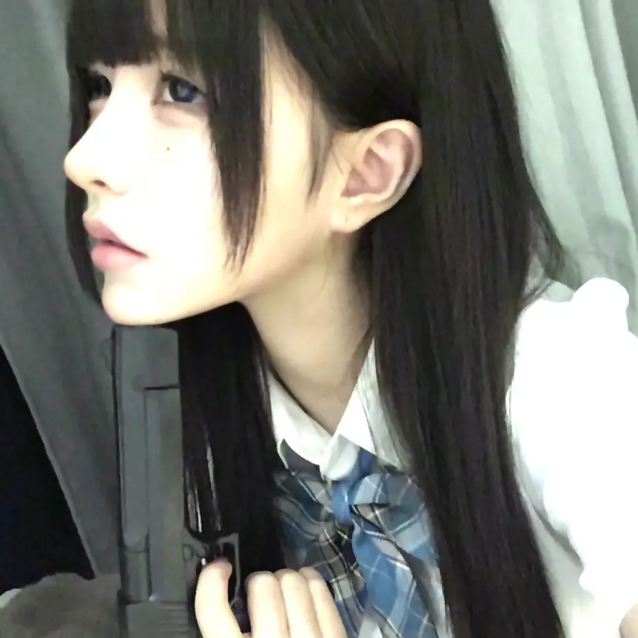 开一枪 接个吻。