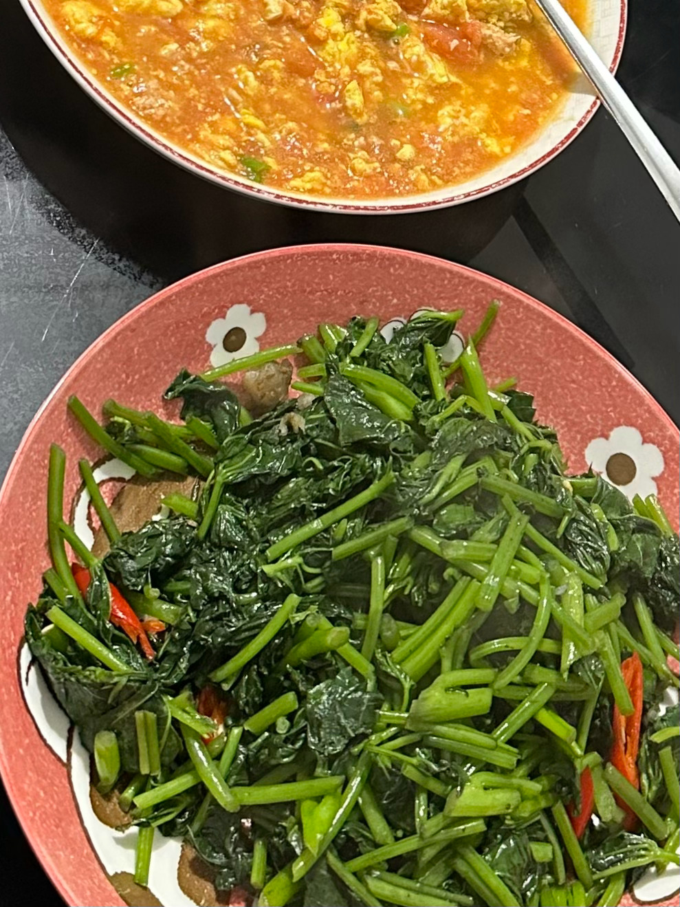 太难得吃红薯叶了