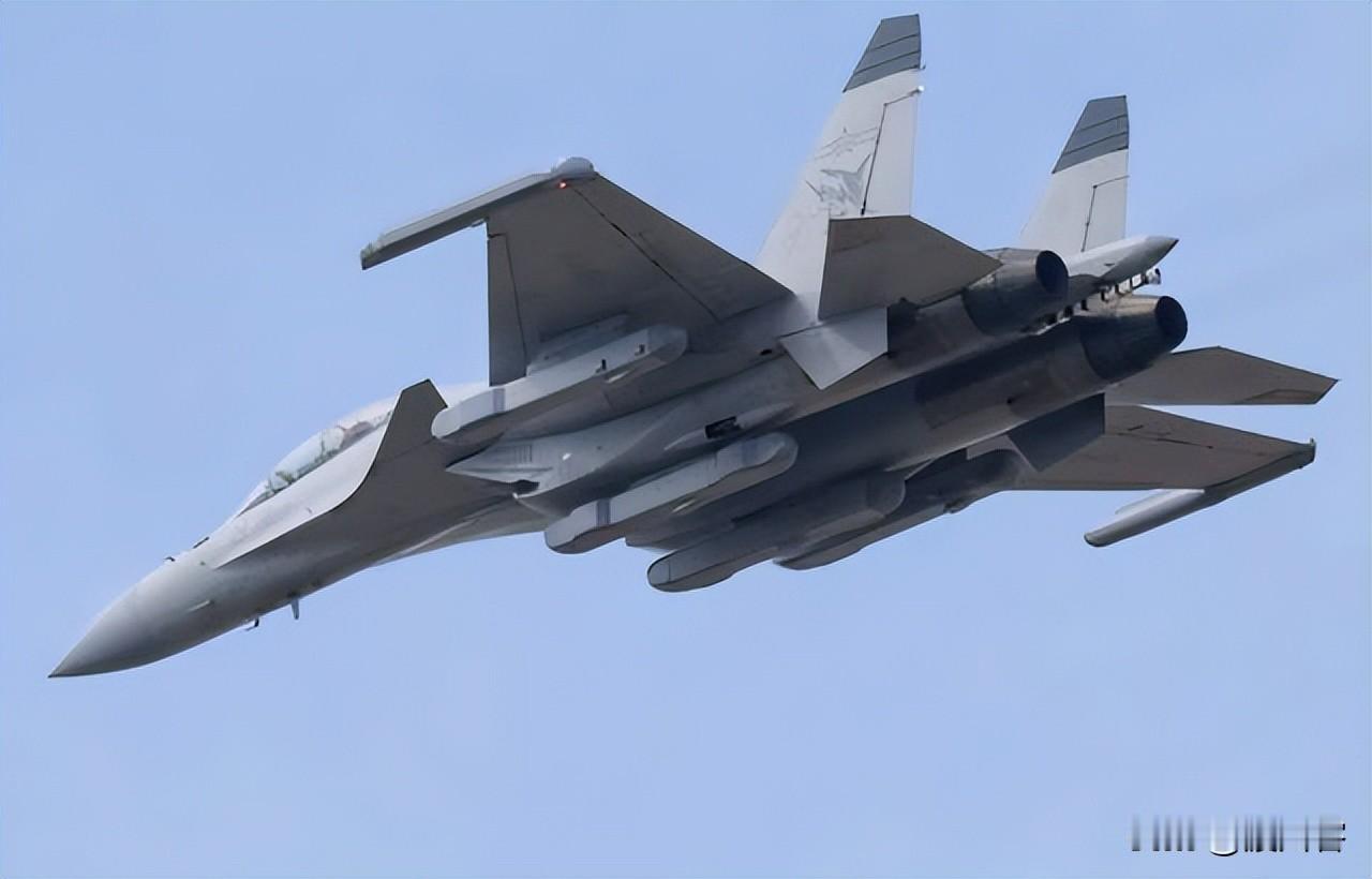 （2）多编队协同 + 新型舰载机 辽宁舰远海战力升级
解放军也有可能后期编入补给