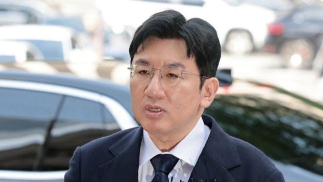 【YTN】韩国警方就方时赫在HYBE上市过程中涉嫌"欺诈性不正交易"的相关指控，