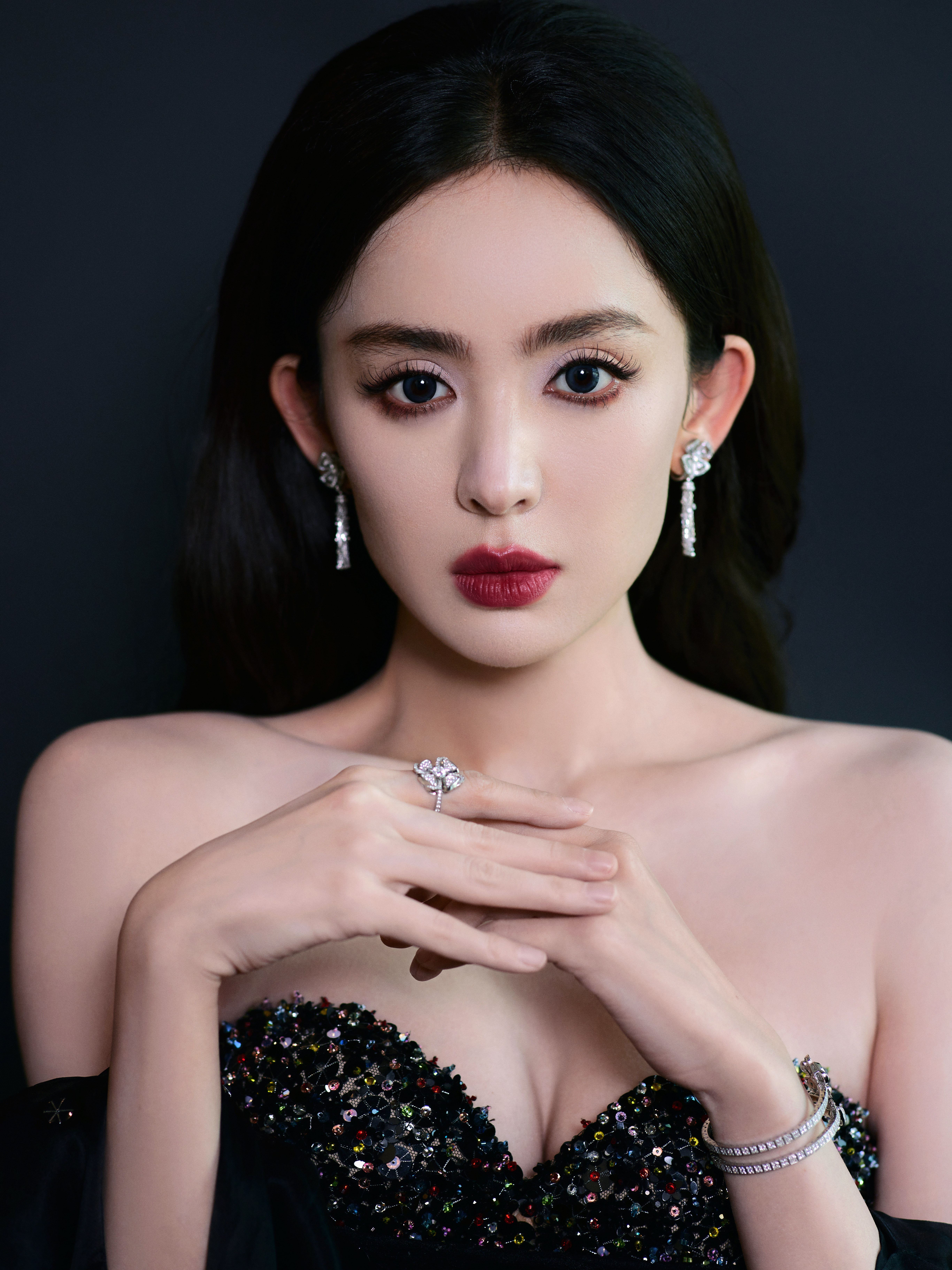 娜扎 微博世界大会红毯造型 ​​​
