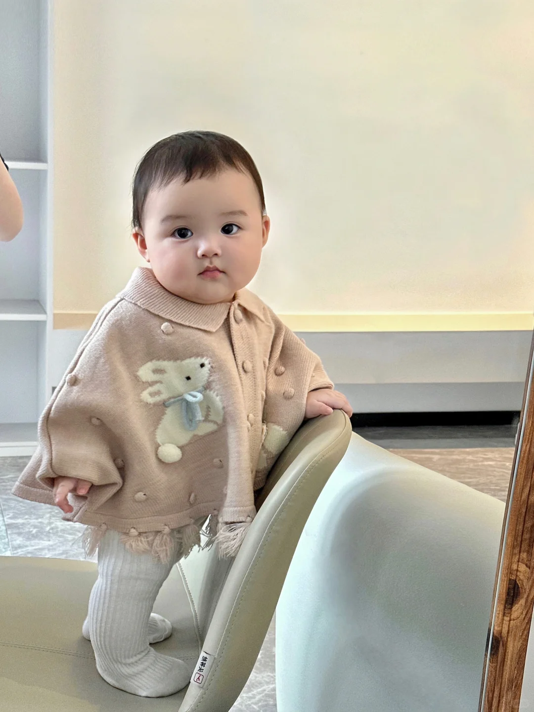 好喜欢我的胖宝宝，你像一个小手办～