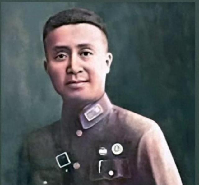 黄维调离54军，关麟征派张耀明接手，54军官兵：来就让他横尸军部

1943年春