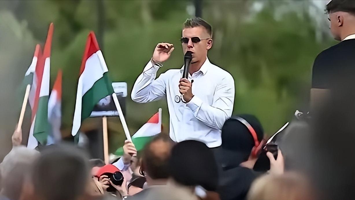 匈牙利当地4月12日大选尘埃落定！
执掌匈牙利16年的欧尔班彻底败选，反对派领袖