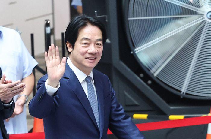 看似绿营大幅领先稳赢，实则全是虚假优势！台湾政坛真实胜负，根本不在纸面数据里。
