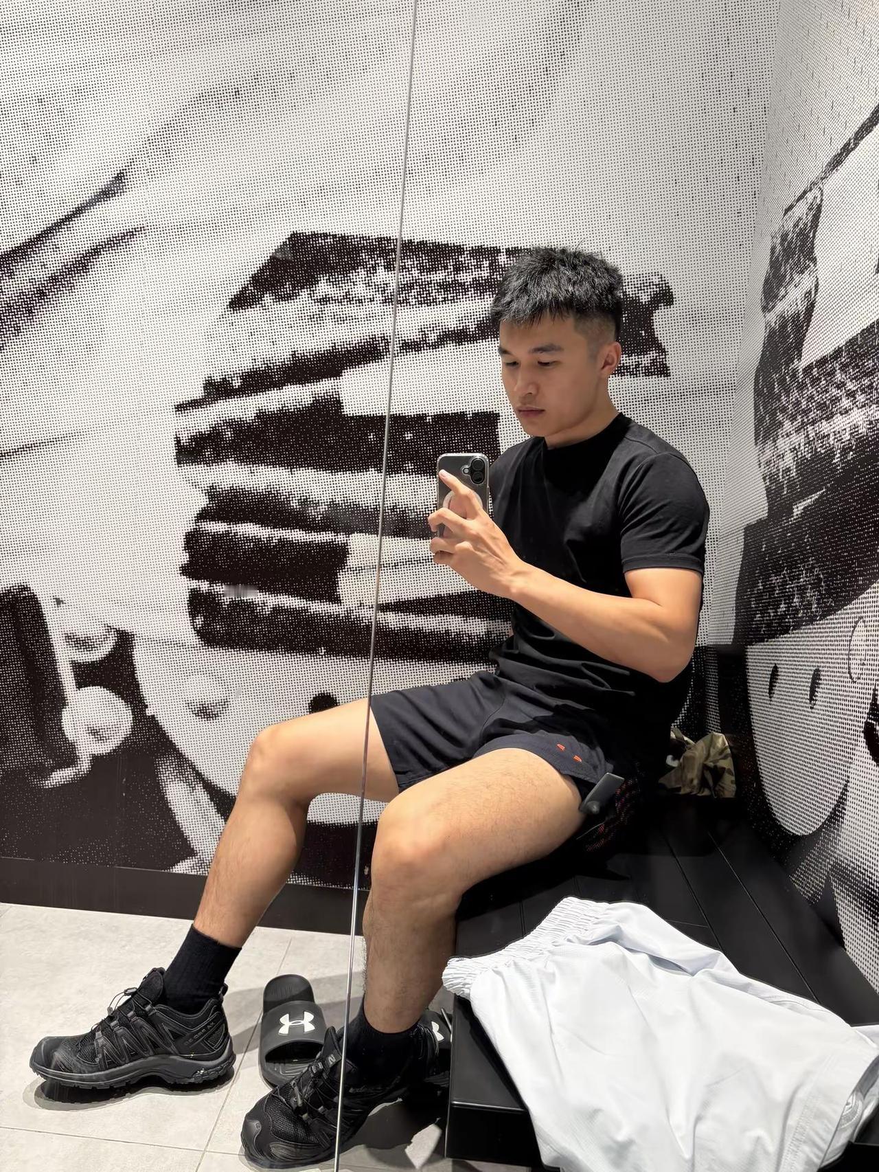 我来了 健身男孩 体育生 健身
