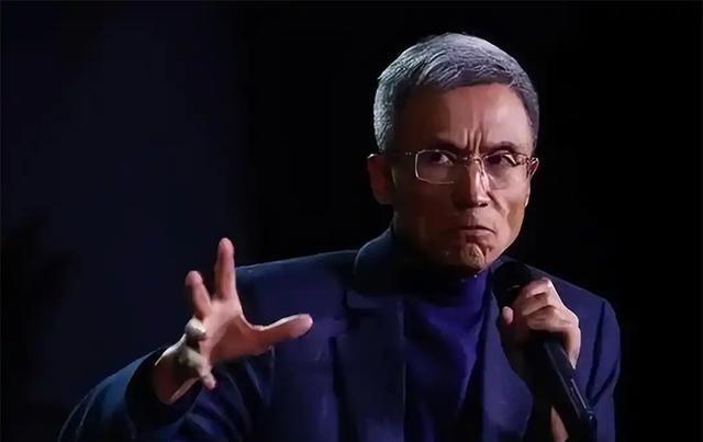 如果中国听信张维迎、许小年们的话，不从国家政策层面扶持新能源、布局全球能源战略，