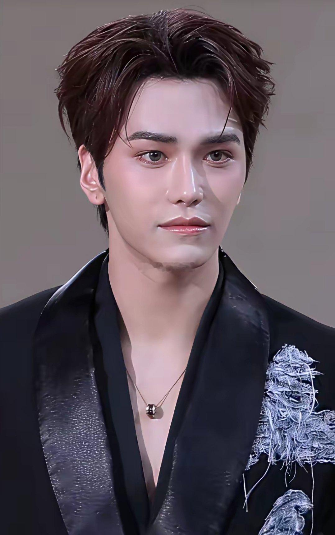汪海林应该很喜欢这种类型的男演员，有机会跟他合作一下吧！！ 