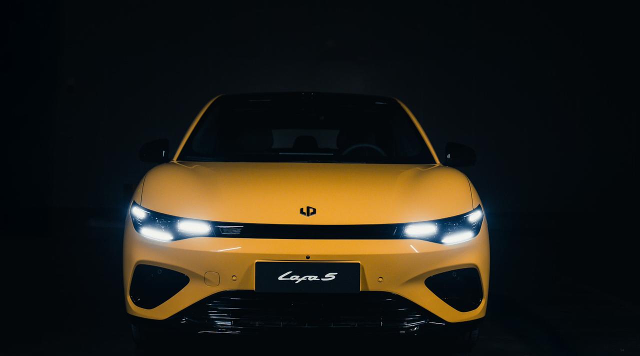 这个价格还买什么领克Z20啊？
你们都看lafa5的发布会了吗？上市价9.28w