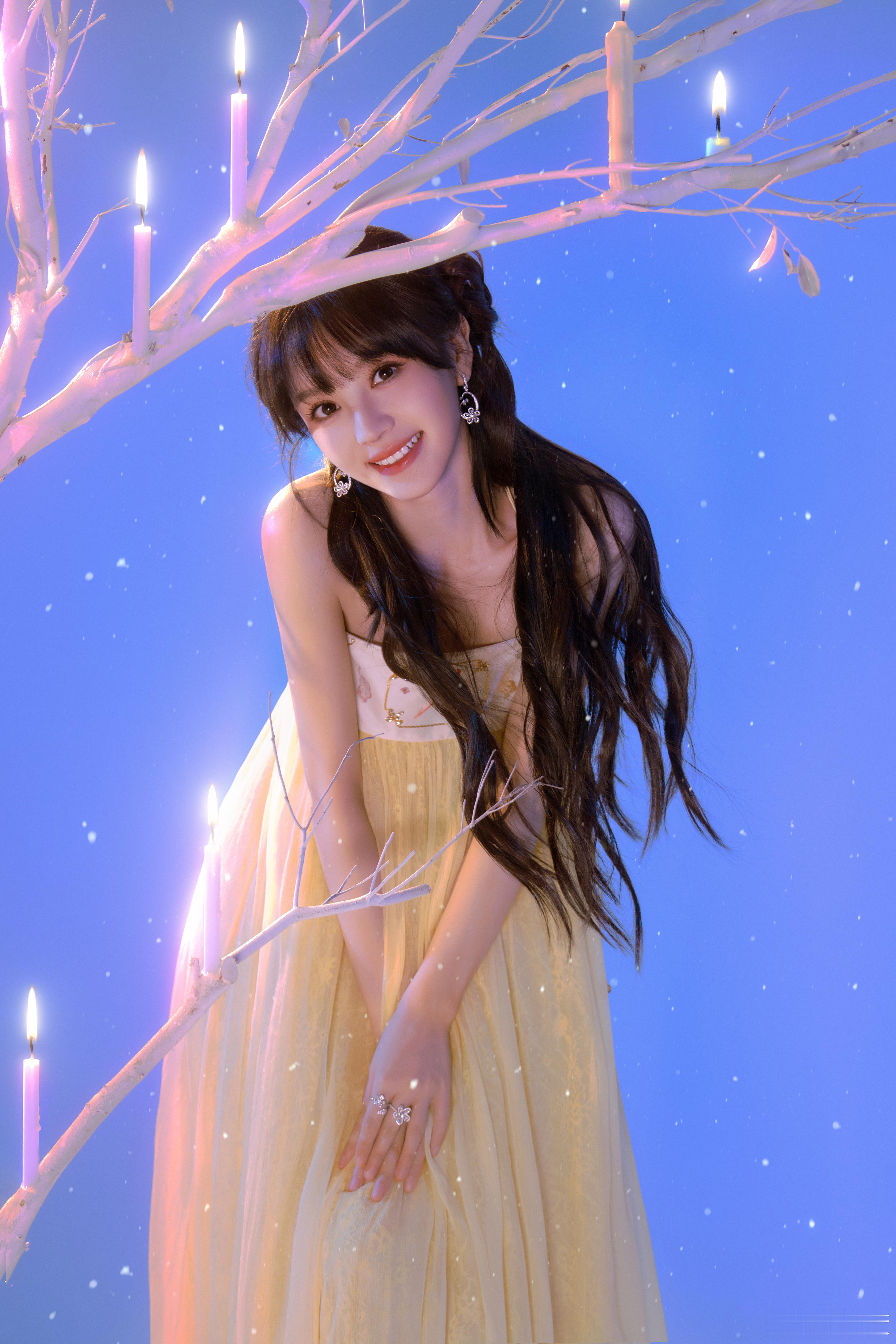 田田向上  🎑 一起同框赏月中秋节快乐喔~祝大家幸福团圆[团圆时刻][团圆时刻