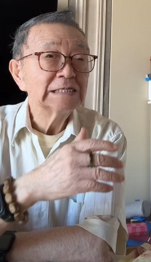 董路的老母亲，一不小心，说出了起名“董路”的玄学！

      今天中午，刚从