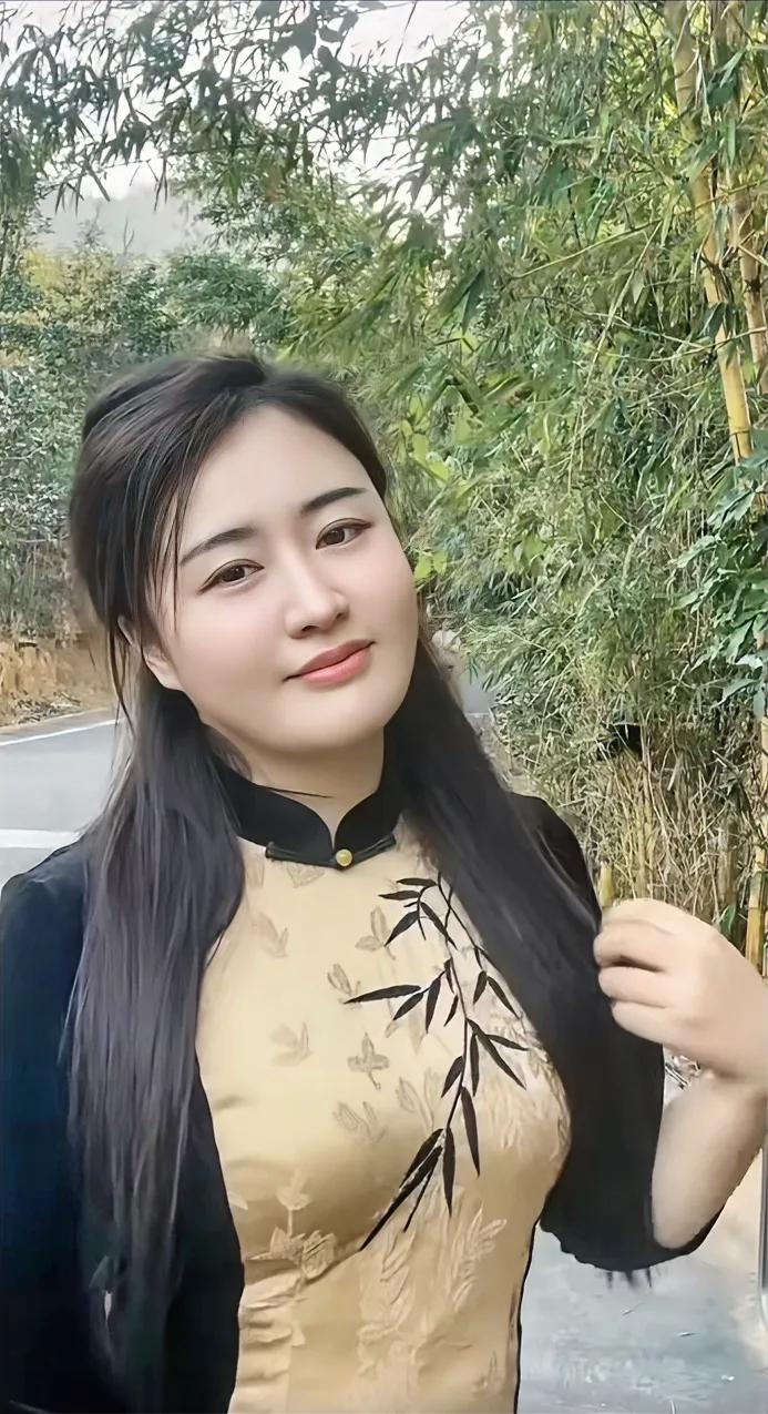 恨你有、笑你无，嫌你穷、怕你富，这是人性，很现实也很扎心。

你可以好，但不能比