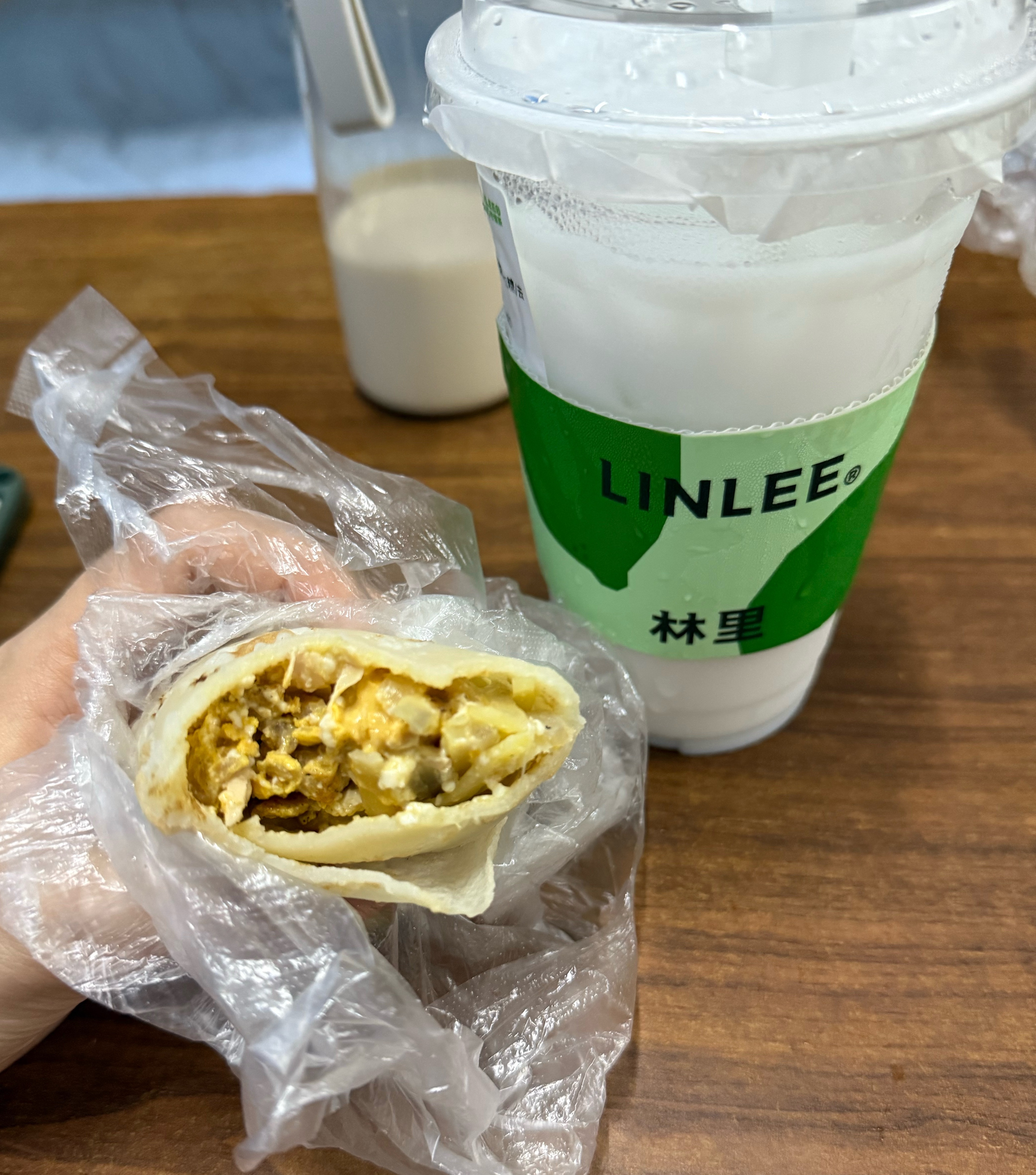 自家卷的面饼真是美味至极😋 