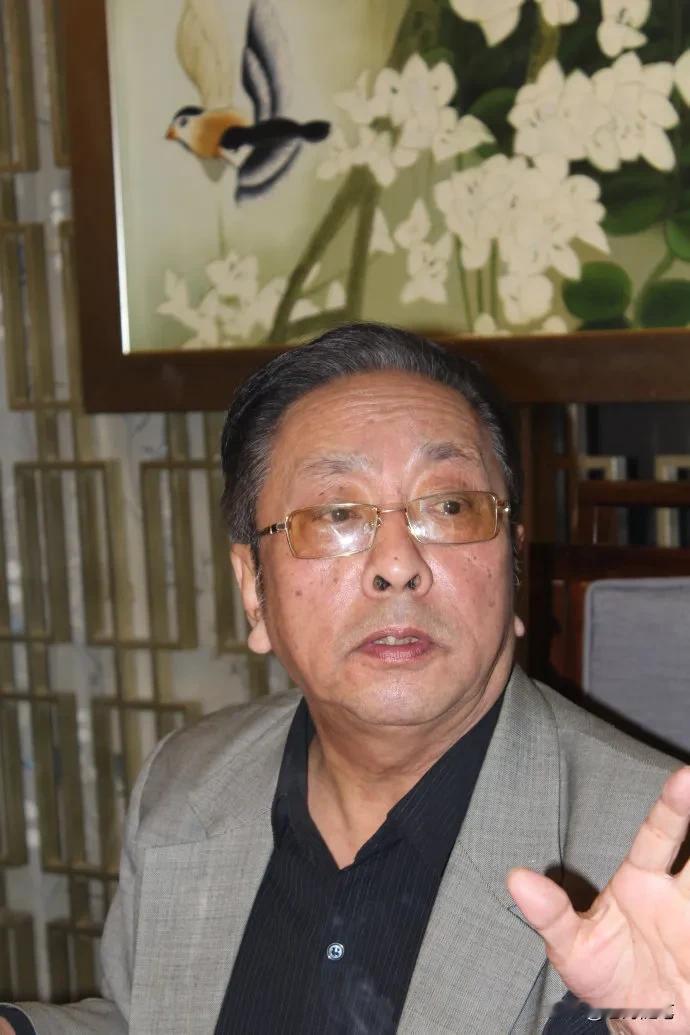 相声名家，李伯祥说：说相声这么多年，对我来说最重要的人莫过于杜国芝，我曾经说过这