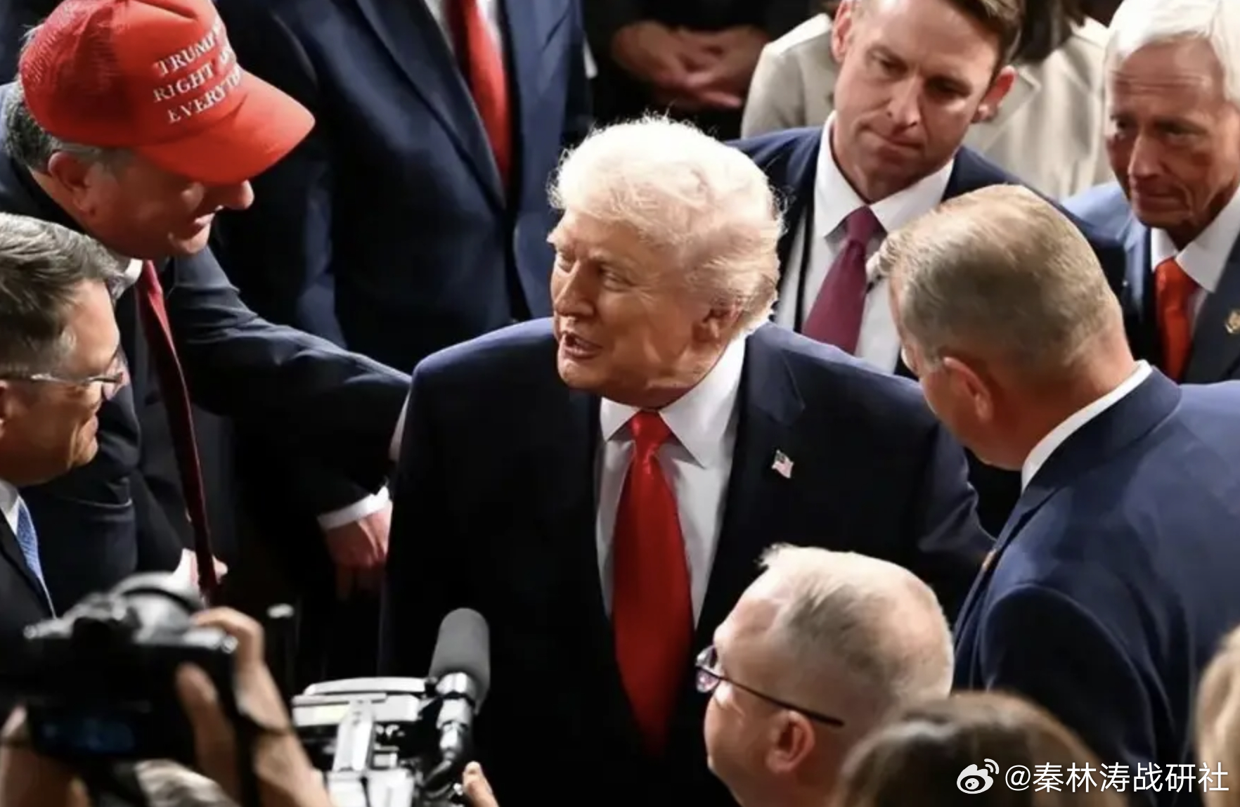 美国有位参议员爆了个猛料，特朗普压根没弄清楚这场战争到底要干啥！这位参议员说，他