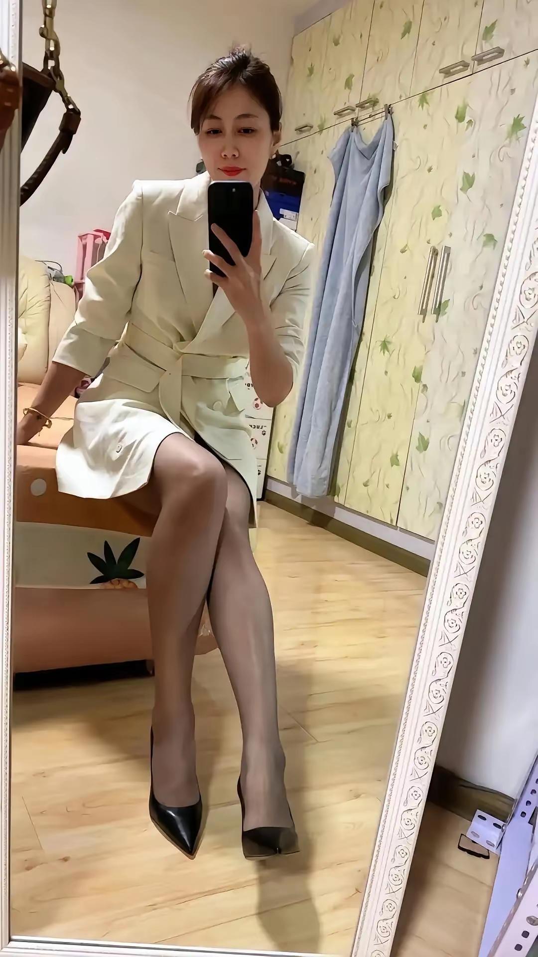 熟女独特的魅力气质熟女阿姨最迷人 性感中年女性