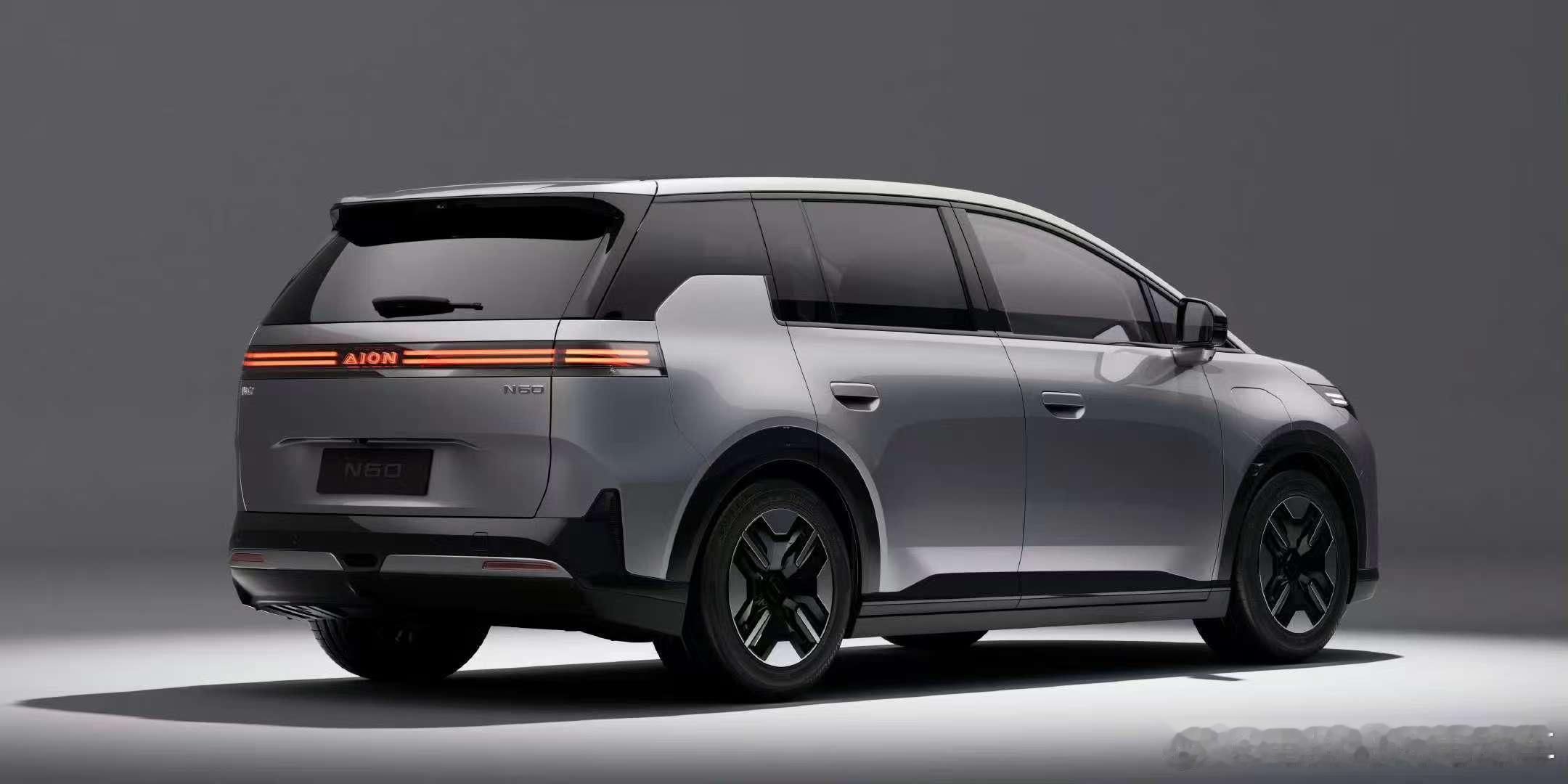 埃安N60由 Benoit Jacob操刀设计，外观结合了SUV和MPV的设计，