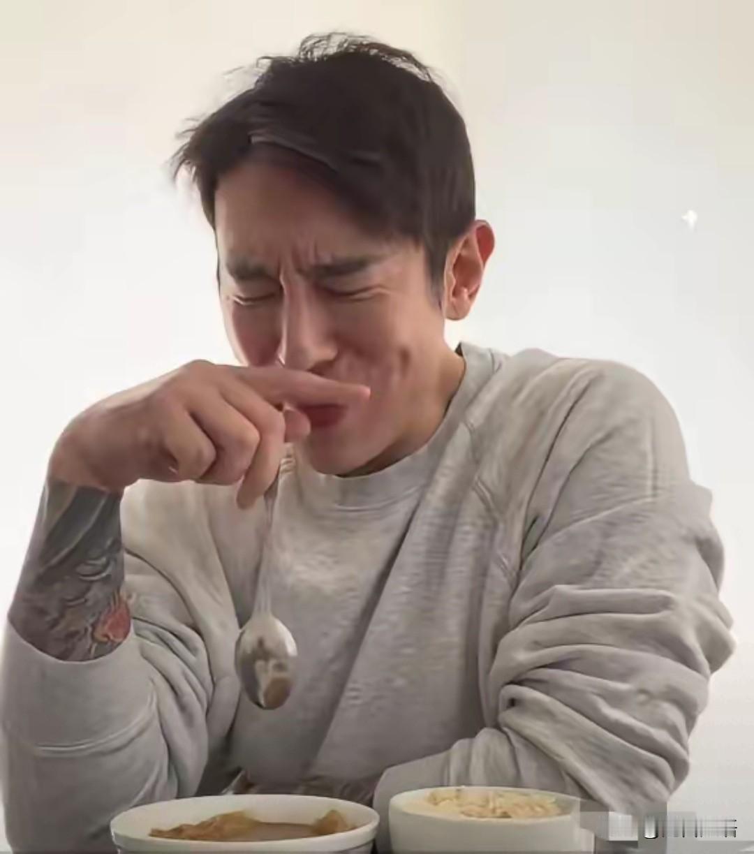 如果要评选东亚影帝级吃播，韩国霸总必须拥有姓名，但咱这也有西北销魂姐能正面硬刚！