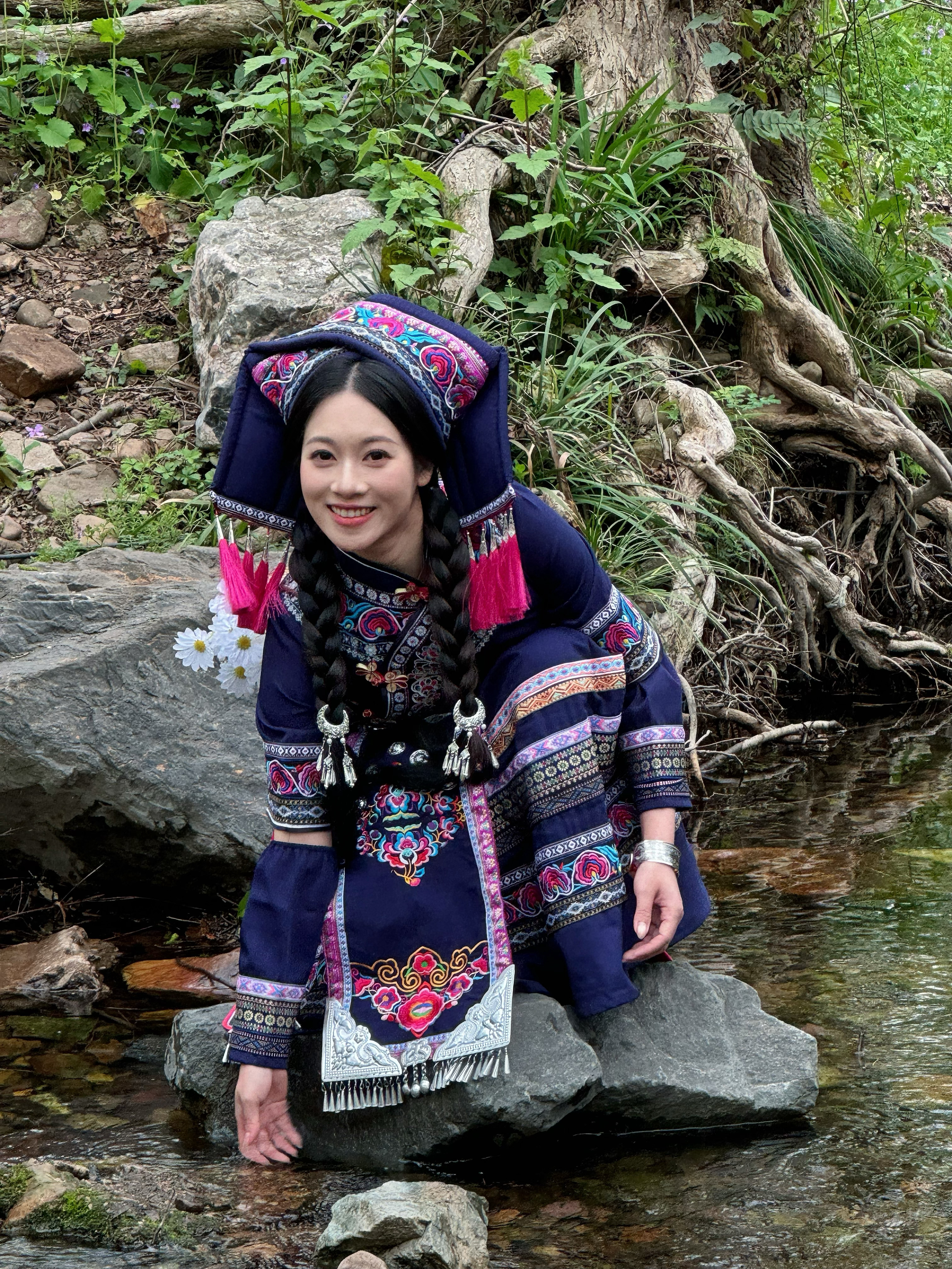 广西壮族人民过三月三啦～[送花花]广西三月三 ​​​