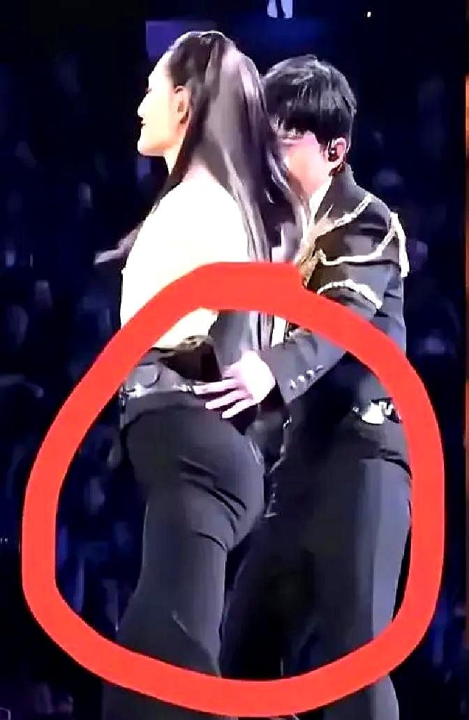 张杰演唱会，粉丝差点把天给掀了！

就因为官宣了谢娜是空降嘉宾，很多人觉得个人演