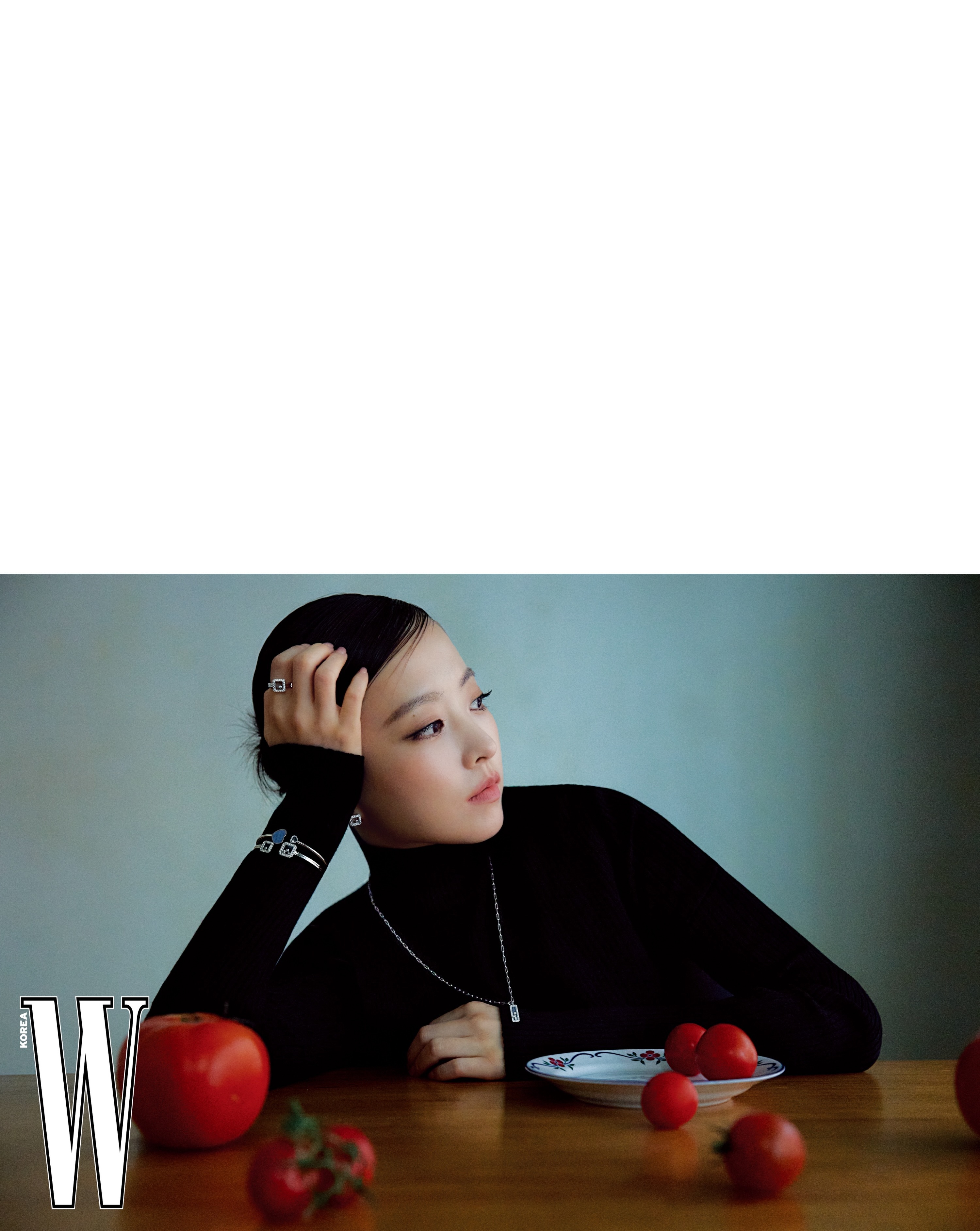 W Korea Vol. 10 / 2026 ：朴宝英 Chopard随着Cho